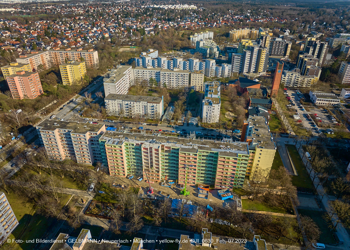 07.02.2023 - Luftbilder von der Sanierung in der Kurt-Eisner-Straße in Neuperlach